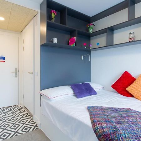 En Suite Rooms & Studios, Coventry - Sk エクステリア 写真