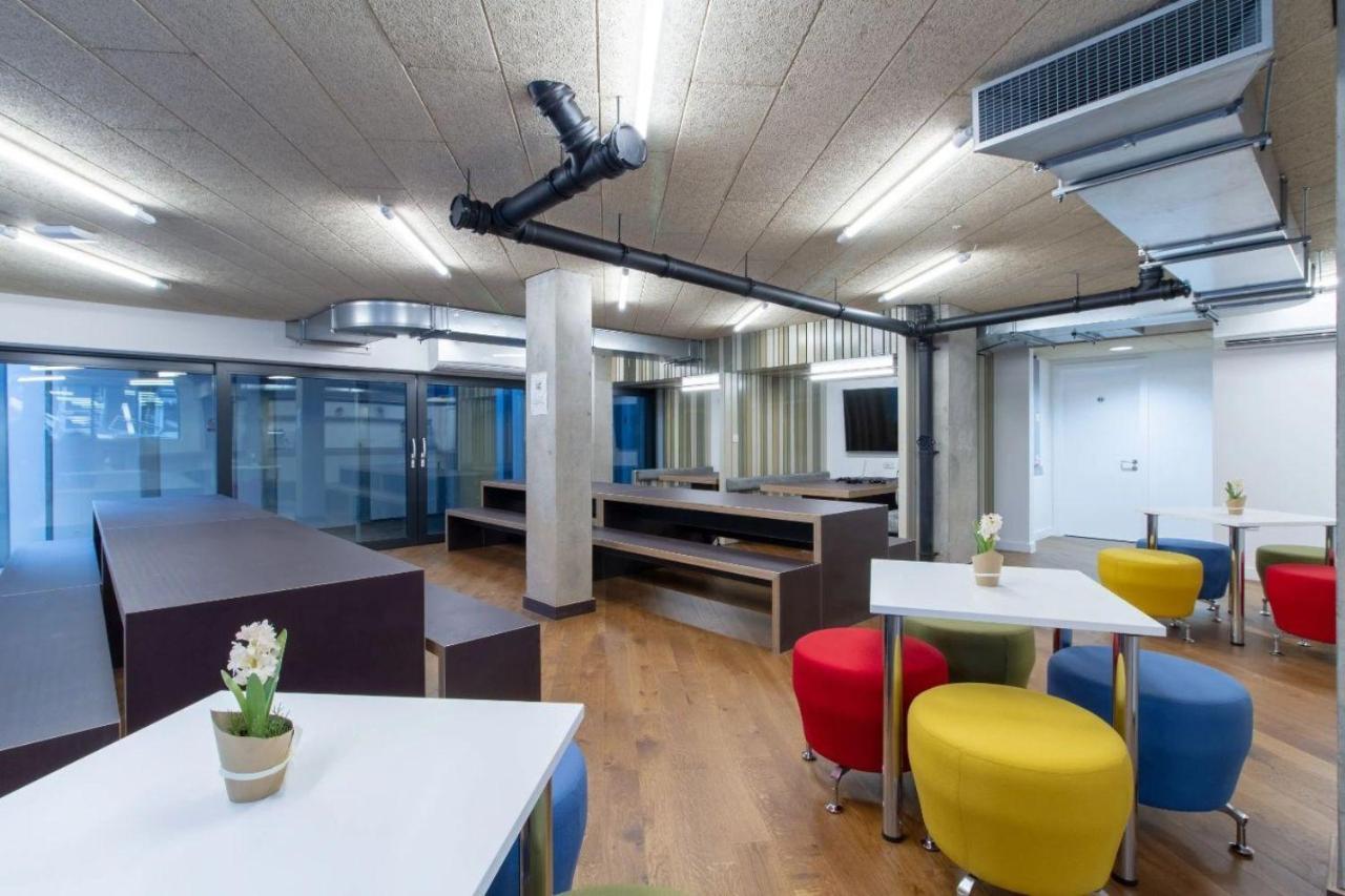 En Suite Rooms & Studios, Coventry - Sk エクステリア 写真