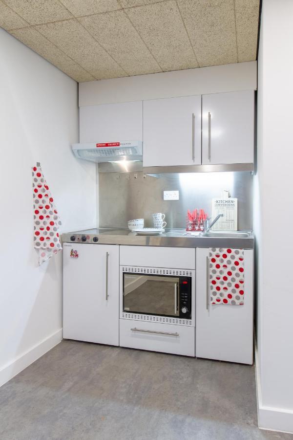 En Suite Rooms & Studios, Coventry - Sk エクステリア 写真